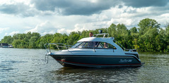 BOSSFORR 580 HT катер