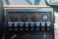 Катер MARSHALL M610 CR