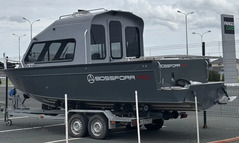 BOSSFORR 740 WEST cabine