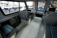 BOSSFORR 740 WEST cabine